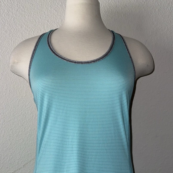 Lululemon Run Tank Ruched size 4 - Picture 13 of 14